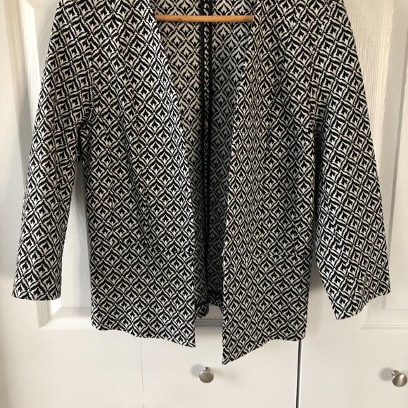 Roz & Ali Geometric Print Open Front Career Jacket - Picture 8 of 8